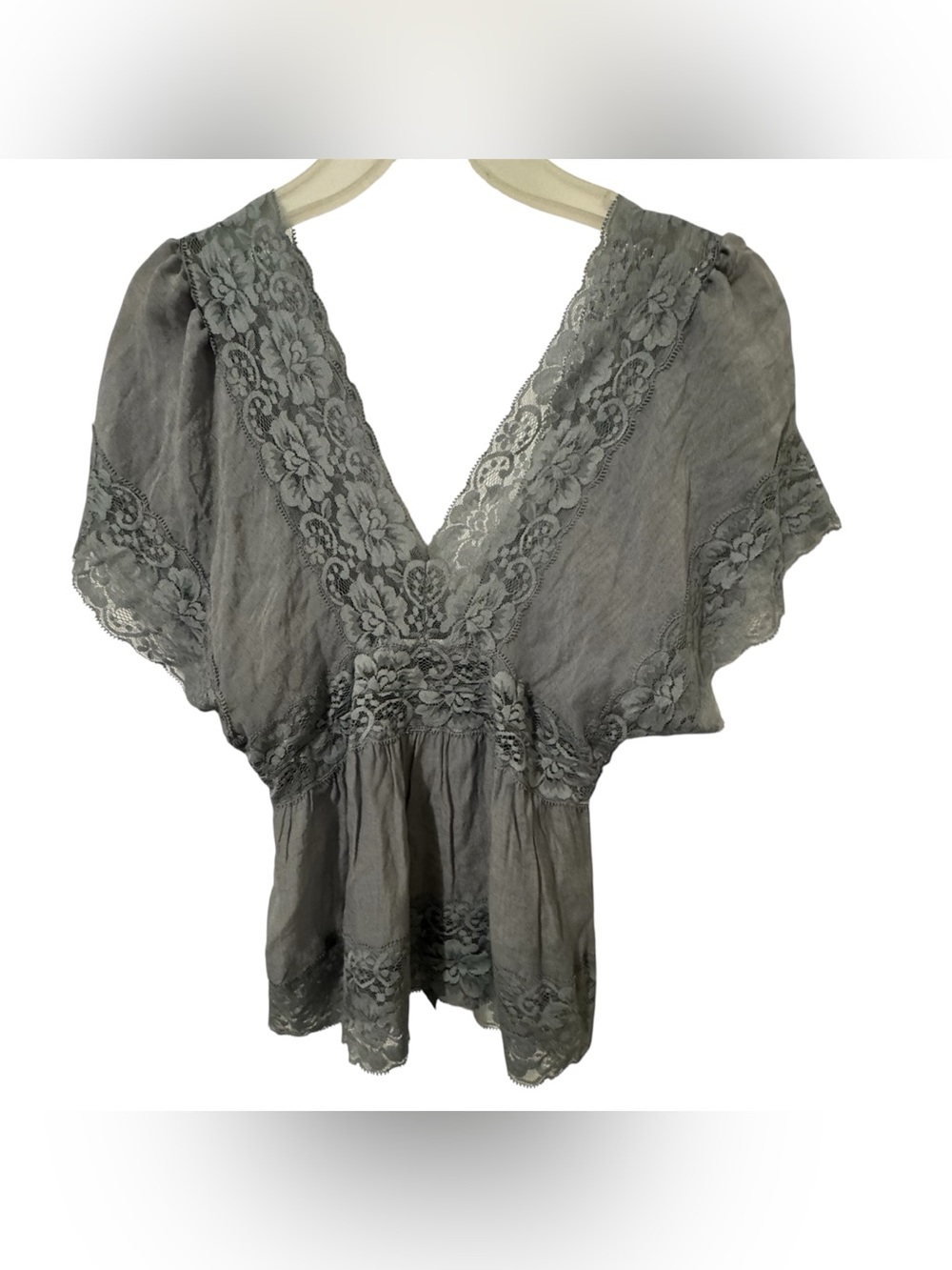 BONGO Y2K Gray Lace Sheer V-Neck Flutter Sleeve Blouse - Picture 3 of 5
